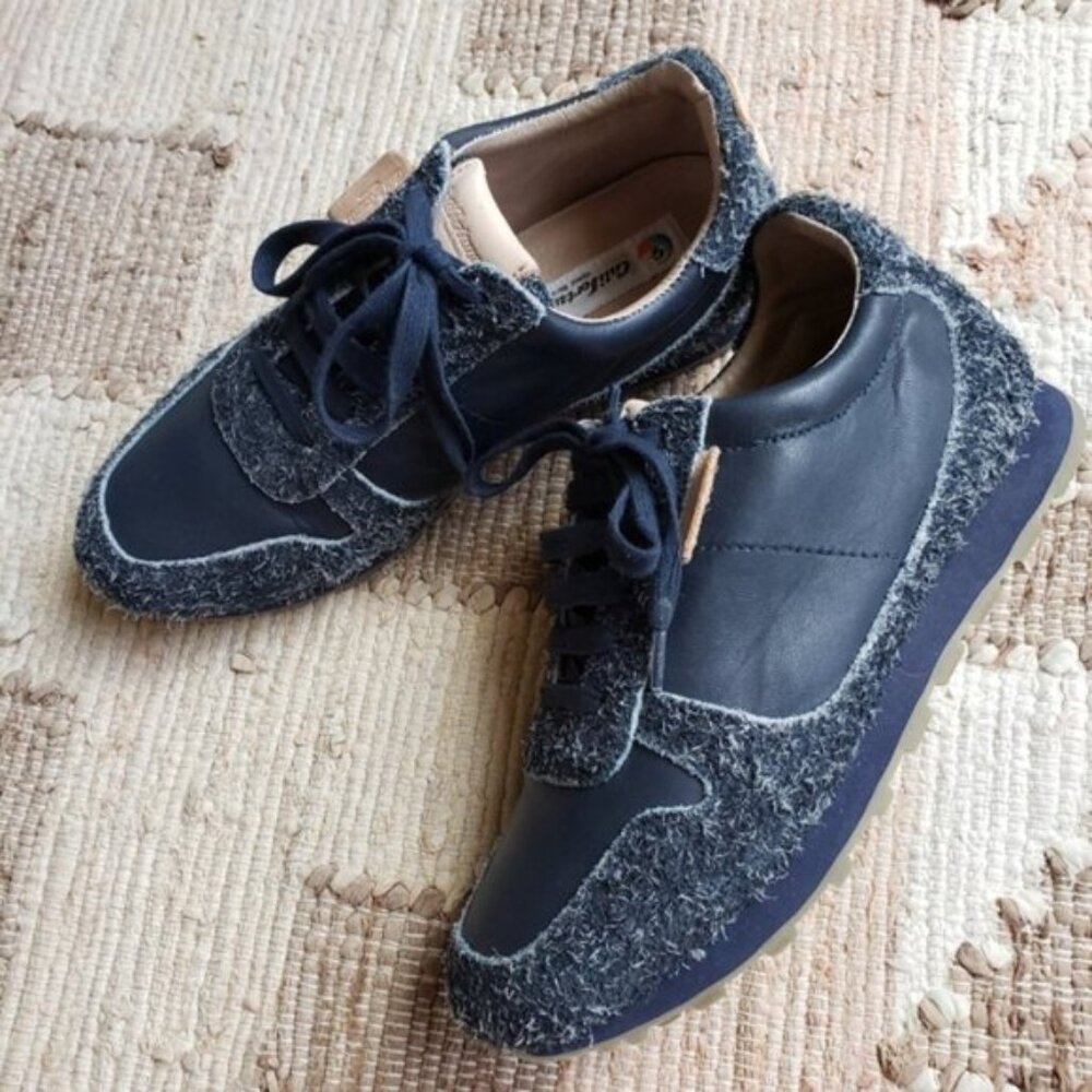 Califortunate Speedway Run Eyelash Fuzzy Leather Sneakers size 8 Navy Blue - Picture 14 of 15